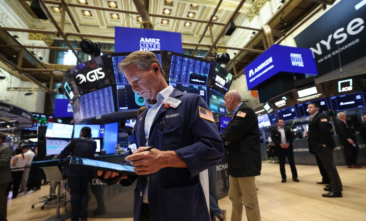 US Equity Funds Post $9.65B Inflows Amid Strong Corporate Earnings And Easing US-China Trade Tensions